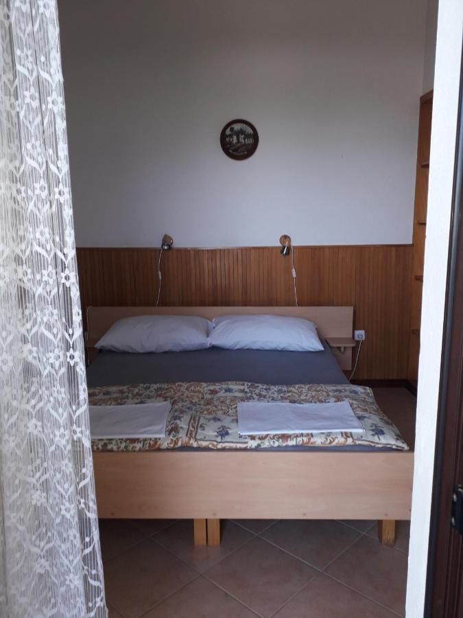 Apartmani Ana Novi V. - Studio 노비비노돌스키 외부 사진